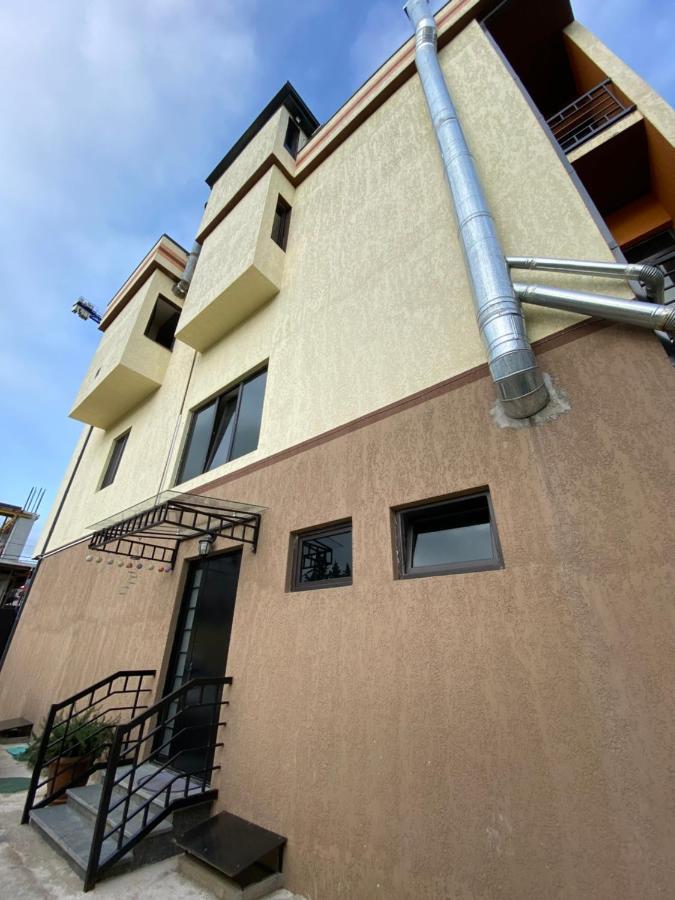 Lovely And Cozy Apartment! 库塔伊西 外观 照片